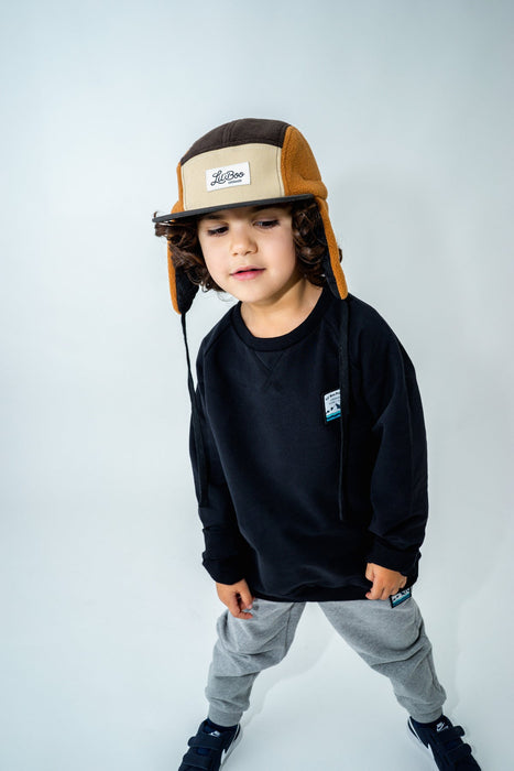 Keps, blockfleece 5-panel med öron - Brun (Storlek M, 1,5-3 år)